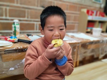 �������ź�����Χ���紿�Ķ�����ͼ���