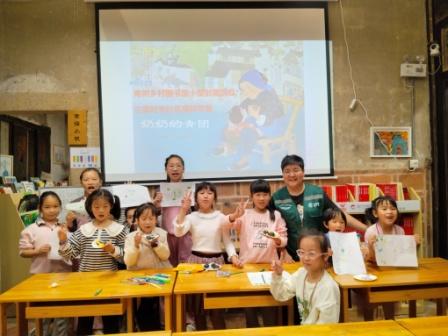 �������ź�����Χ���紿�Ķ�����ͼ���