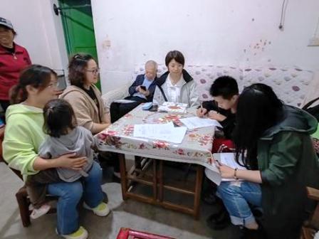 湖南省常德市石门县易家渡镇逸迩阁书院家庭阅读点