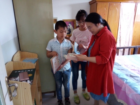 河南省内黄县马上乡李石村微光书苑